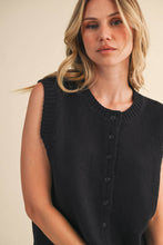 Load image into Gallery viewer, Noir Button-up Sweater Vest