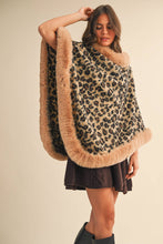 Load image into Gallery viewer, Faux Fur Leopard Poncho
