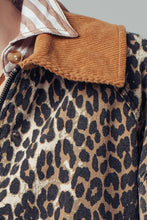 Load image into Gallery viewer, Leopard Print Cord Collar Barn Jacket
