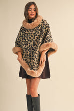 Load image into Gallery viewer, Faux Fur Leopard Poncho