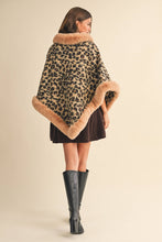 Load image into Gallery viewer, Faux Fur Leopard Poncho