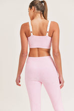Load image into Gallery viewer, Textured Florette Jacquard Split Color Sports Bra -Black & Ballet