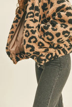 Load image into Gallery viewer, Cozy Leopard Sherpa Jacket
