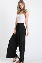 Load image into Gallery viewer, Black Ruched Waist Flowy Pants