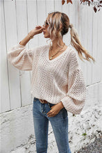Load image into Gallery viewer, Cream Knit Slouchy Sweater