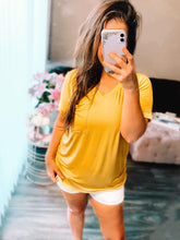 Load image into Gallery viewer, Slouchy Tee -Sunflower
