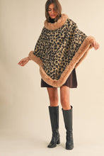 Load image into Gallery viewer, Faux Fur Leopard Poncho
