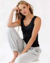 Load image into Gallery viewer, Reversible Neckline Layering Basic
