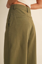 Load image into Gallery viewer, Wide Leg Woven Pants -Olive
