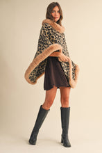 Load image into Gallery viewer, Faux Fur Leopard Poncho
