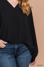 Load image into Gallery viewer, Timeless Blouse -Curvy
