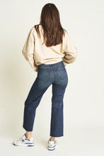 Load image into Gallery viewer, Aberdeen Ankle High Rise Jeans
