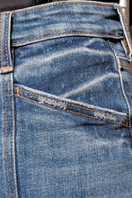 Load image into Gallery viewer, Ella Relaxed Barrel
