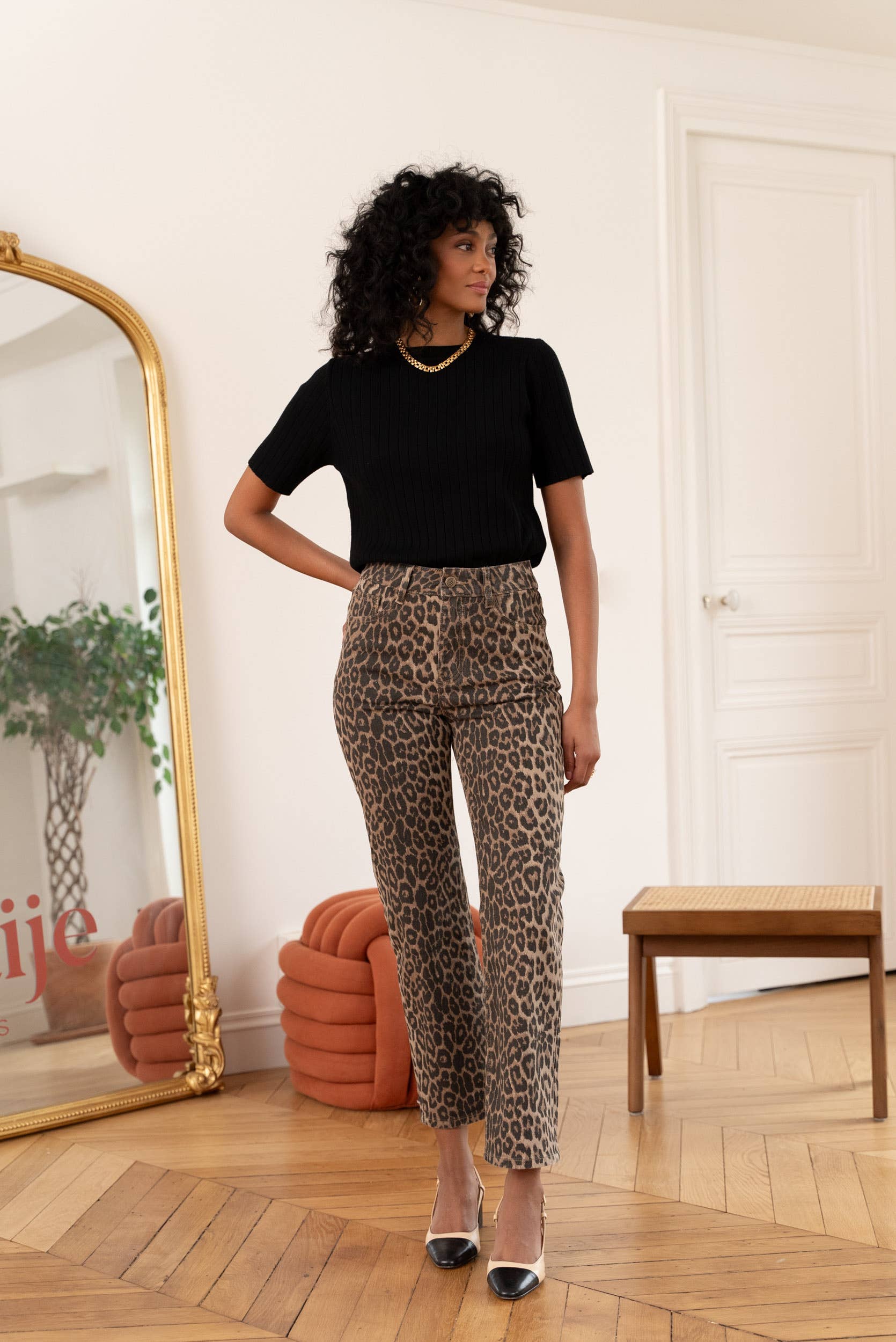【ORDES】 LEOPARD STRAIGHT PANTS - BEIGE (ジェニー 着用) Ordes】LEOPARD STRAIGHT PANTS◇ BLACKPINK ジェニー着用