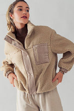 Load image into Gallery viewer, Cozy Sherpa Jacket
