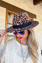 Load image into Gallery viewer, Classic Leopard Fedora Hat
