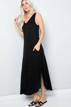 Load image into Gallery viewer, On Repeat -Maxi Dress Curvy
