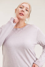 Load image into Gallery viewer, Dusty Pink Washed Essential Pullover -Curvy
