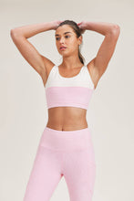 Load image into Gallery viewer, Textured Florette Jacquard Split Color Sports Bra -Black &amp; Ballet
