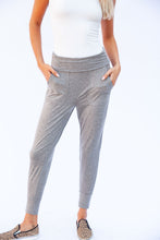 Load image into Gallery viewer, Kyra Lounge Joggers -Tencel
