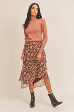 Load image into Gallery viewer, Make You Wonder Mock-neck Fitted Turtleneck
