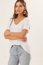 Load image into Gallery viewer, Slouchy Pocketed Fave Tee - 4 Colors
