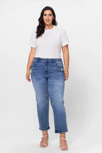 Load image into Gallery viewer, High Rise Crop Straight Slim -CURVY
